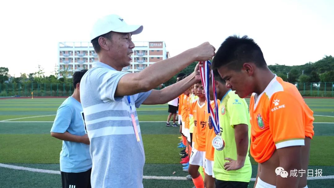 奔跑吧骄傲的少年运动员,奔跑吧骄傲的少年足球小将