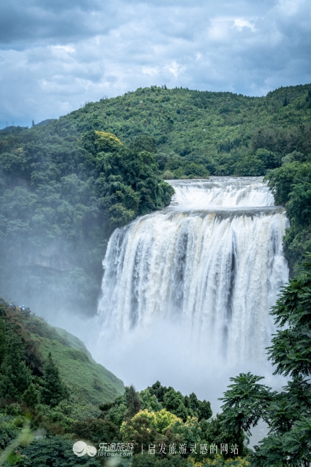 黄果树瀑布群，那些激荡在山谷里的回响