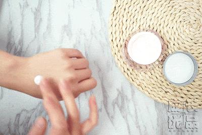 用它洗脸，脏东西自己浮出来，比做10次面膜还管用！丨开团