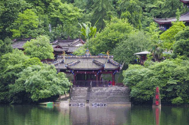 青城山可以去学习吗,四川在青城山的大学