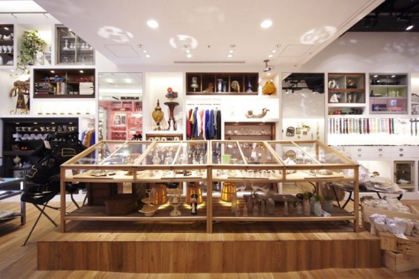 东京中古包哪里买划算,日本中古店淘宝旗舰店