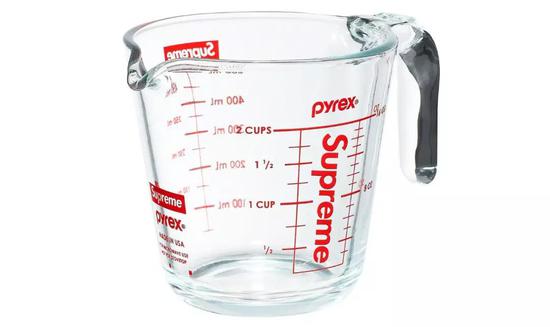 迟早有一天,Supreme会成为我们一生的伴侣