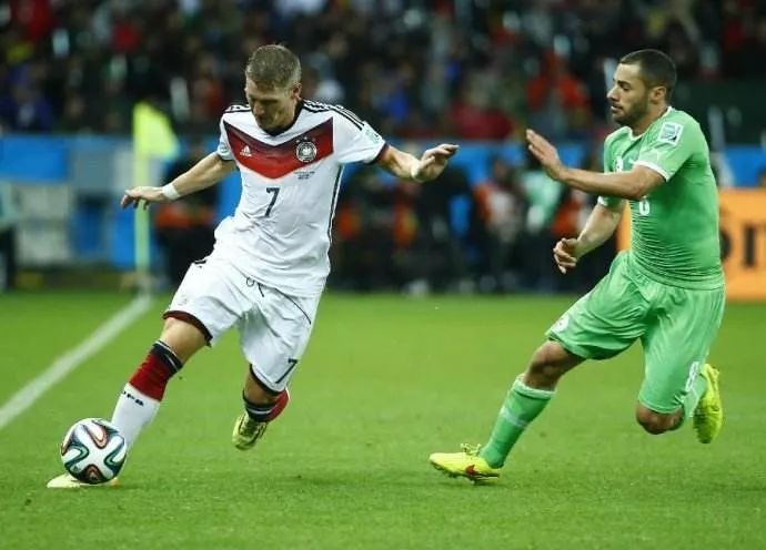 这款鞋！让整条街的回头率都归你！舒服的如同踩棉花！帅到不像实力派