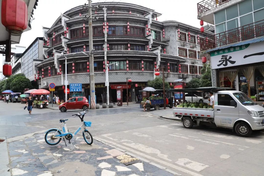 是什么样的一出戏能轰动整座城?