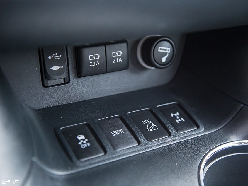 2018新款丰田汉兰达舒适驾驶体验,试驾丰田汉兰达越野能力