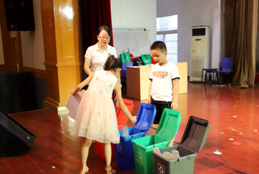 江阴捡垃圾环保活动,江阴垃圾分类最新政策