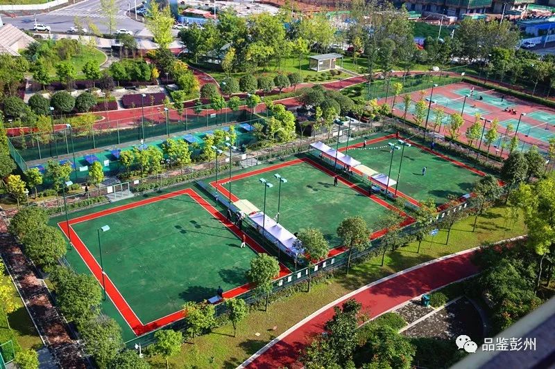 彭州许你一个七彩的世界,来彭州带你看海