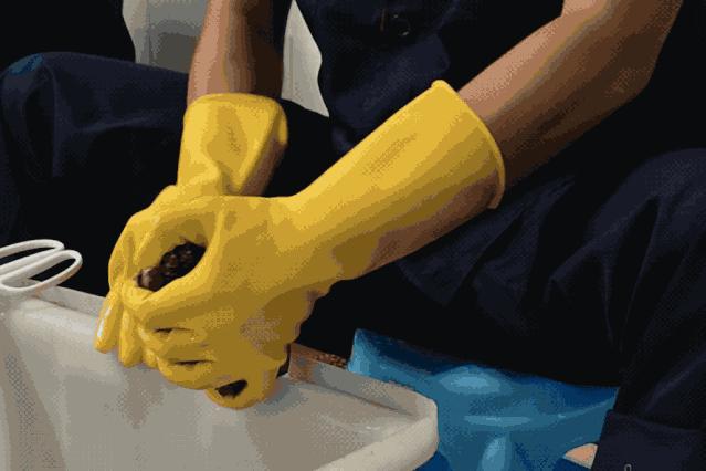 大闸蟹好的蟹黄口感怎么样,这大闸蟹真新鲜咬一口全是蟹黄