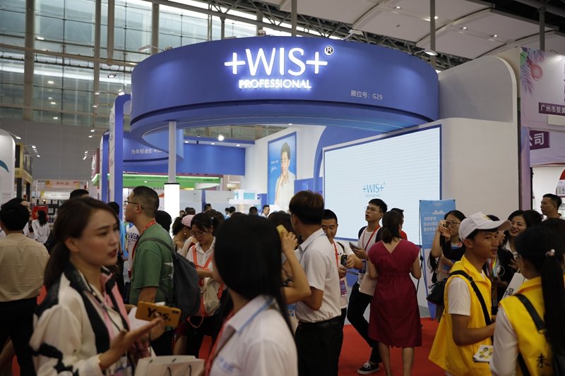 WIS进军化妆品店渠道线上流量优势如何赋能实体零售？