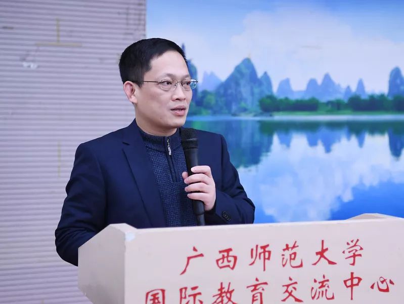 教师节特辑与你同行,我眼中的您教师节特辑