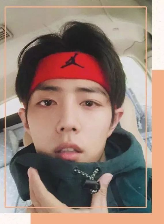 流行的发型发带,最近流行发带发型