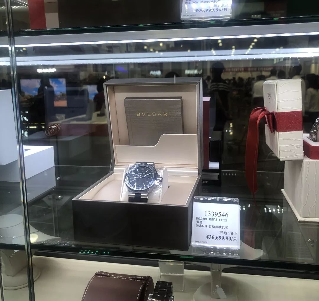 costco鐨勫寘,costco瓒呭競濂緢鍝佸寘