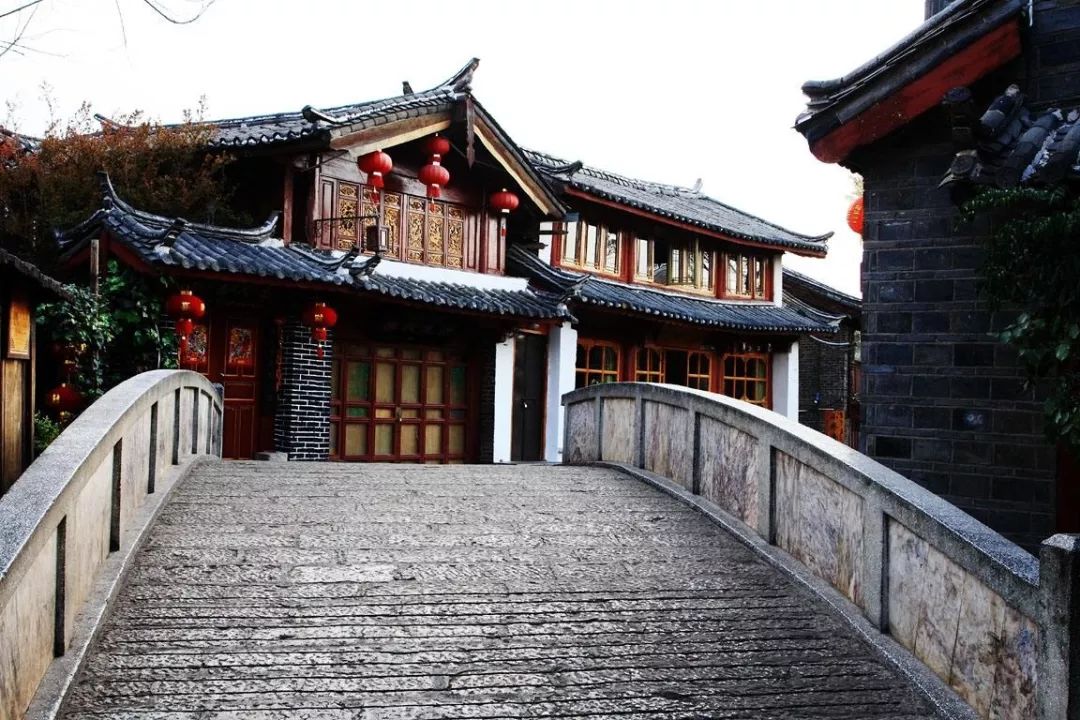 去丽江怎么订酒店民宿最便宜,去丽江怎么选民宿