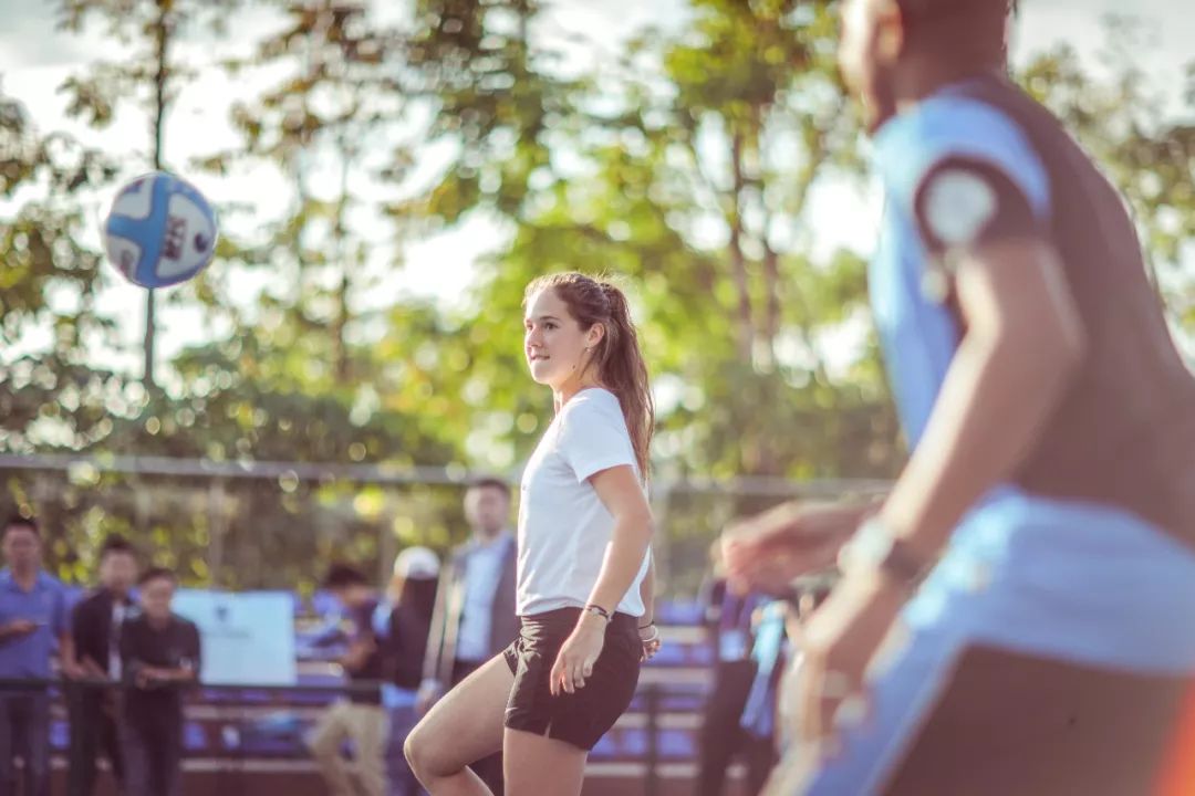 与穆雷相约球场｜公益慈善足球赛等你来战助力保护中华白海豚