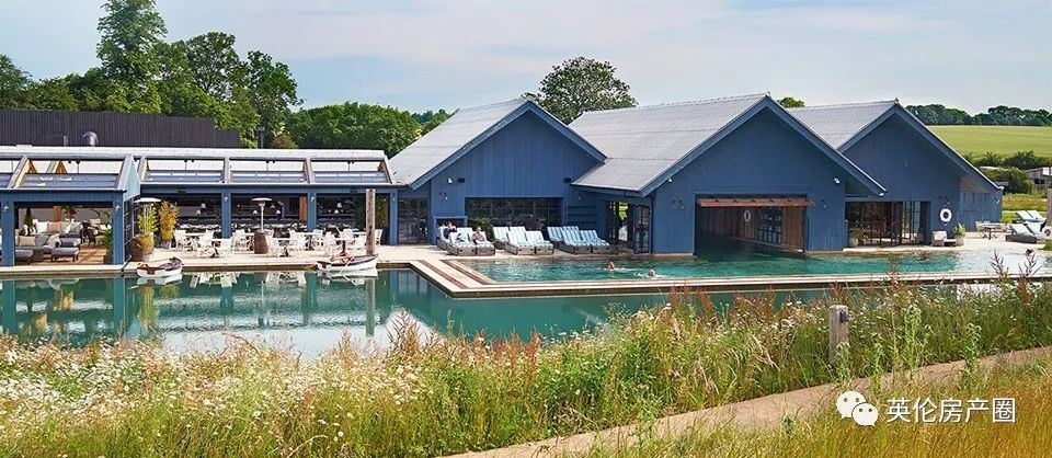 哈里梅根设计师为接皇室单，烂尾前客户，遭前客户起诉索赔