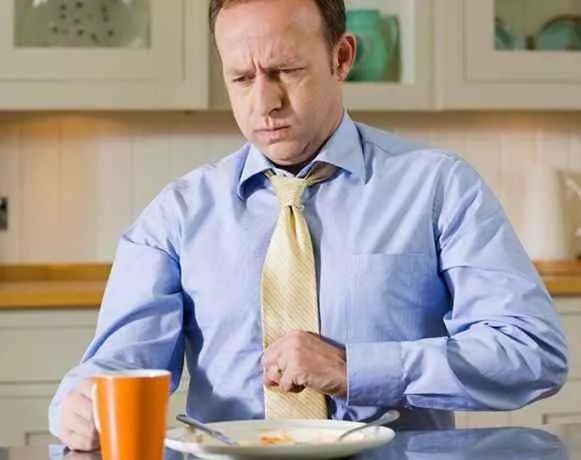 早上胃反酸是怎么回事有什么办法,胃反酸水快速解决办法