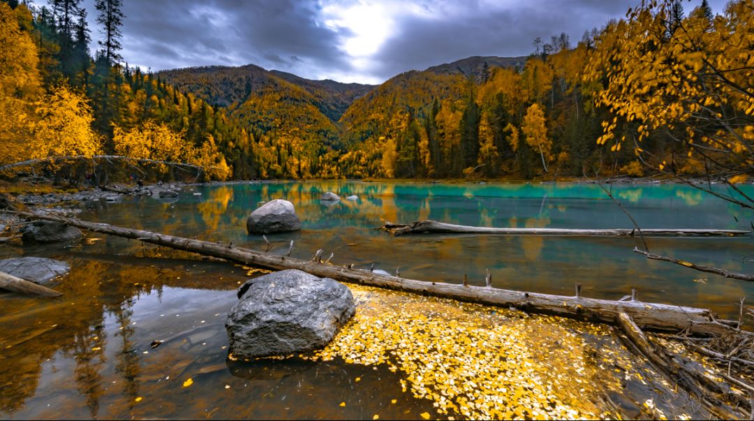 阿勒泰适合十月一去吗,阿勒泰值得一去的景点