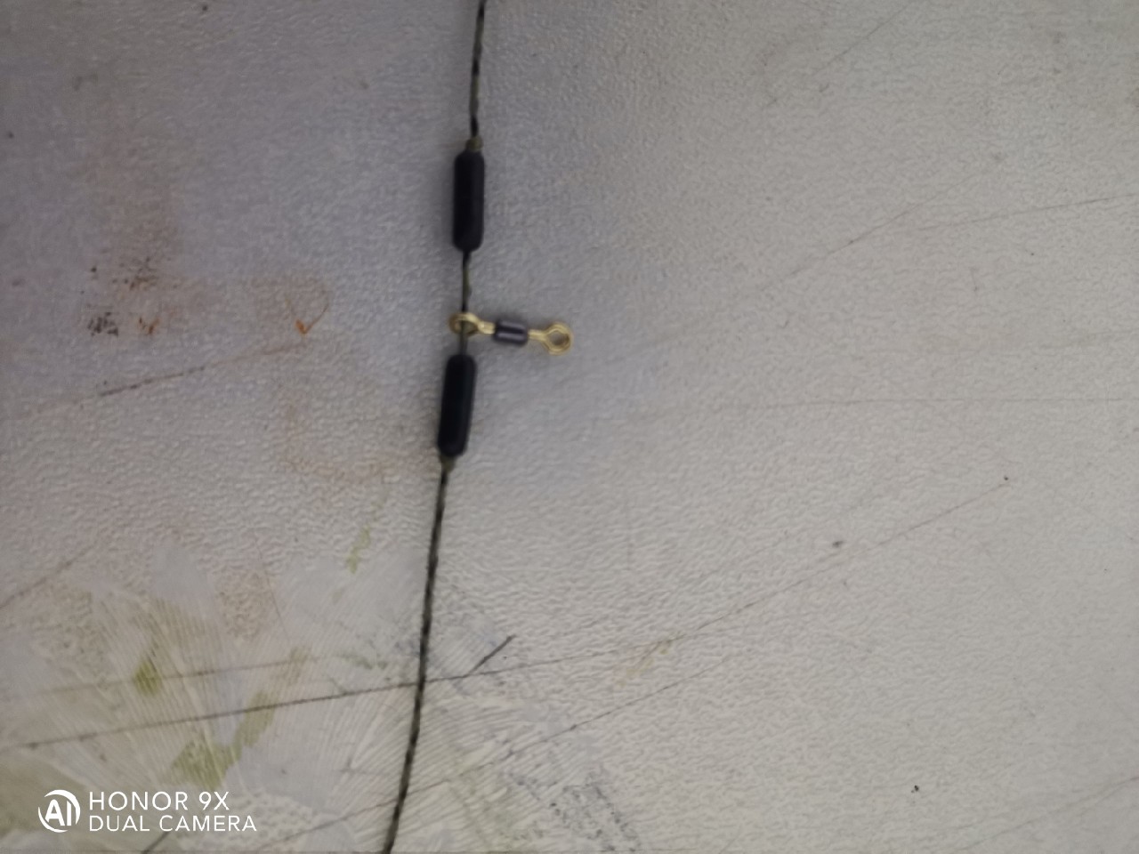 路亚串钩怎么绑线不缠线,怎么绑串钩才能不缠线