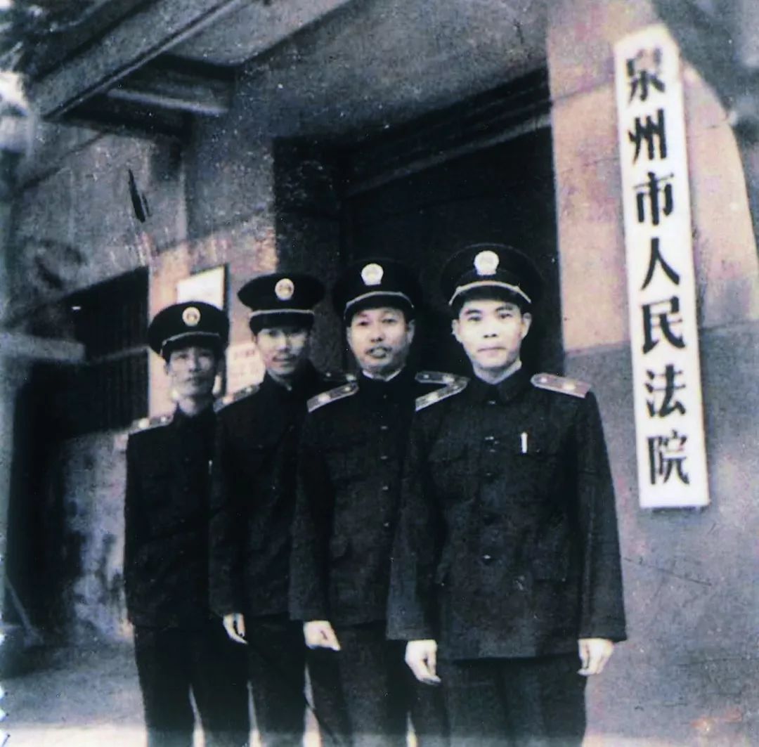 【献礼70华诞】龚丽群：不忘初心、笃定前行，当一名堂堂正正的人民法官