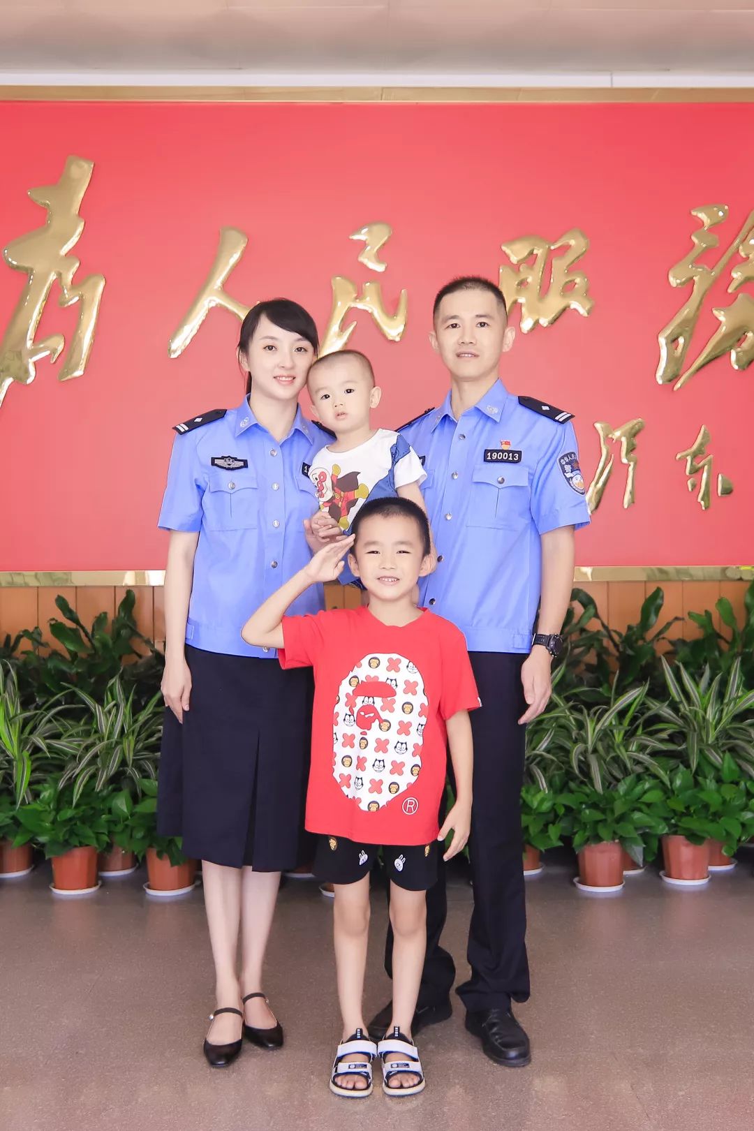 不一样的国庆献礼，福州警宝画出对祖国的爱