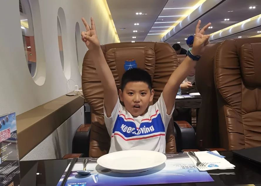 共谱拥军爱民乐章,共谱双拥情强军梦