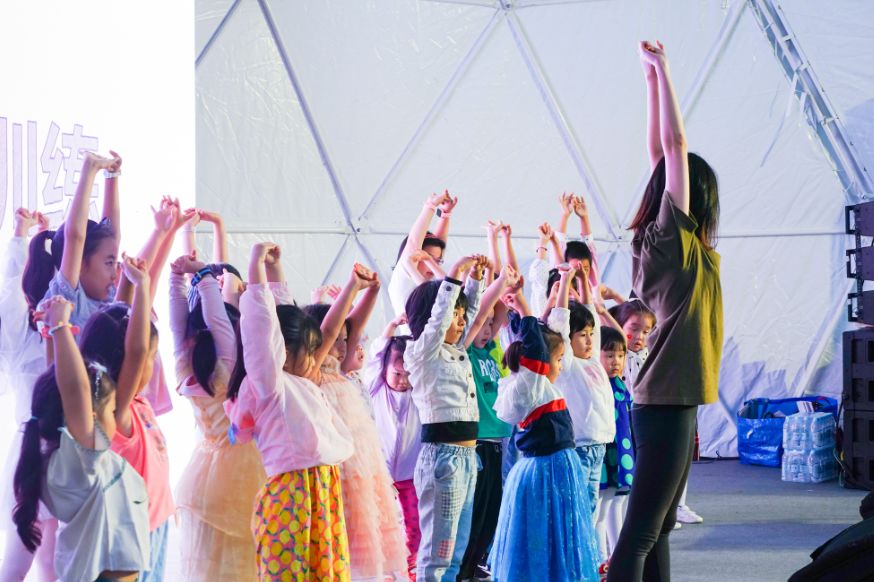 假期余额不足剩余1%请及时充值,假期余额不足去旅行