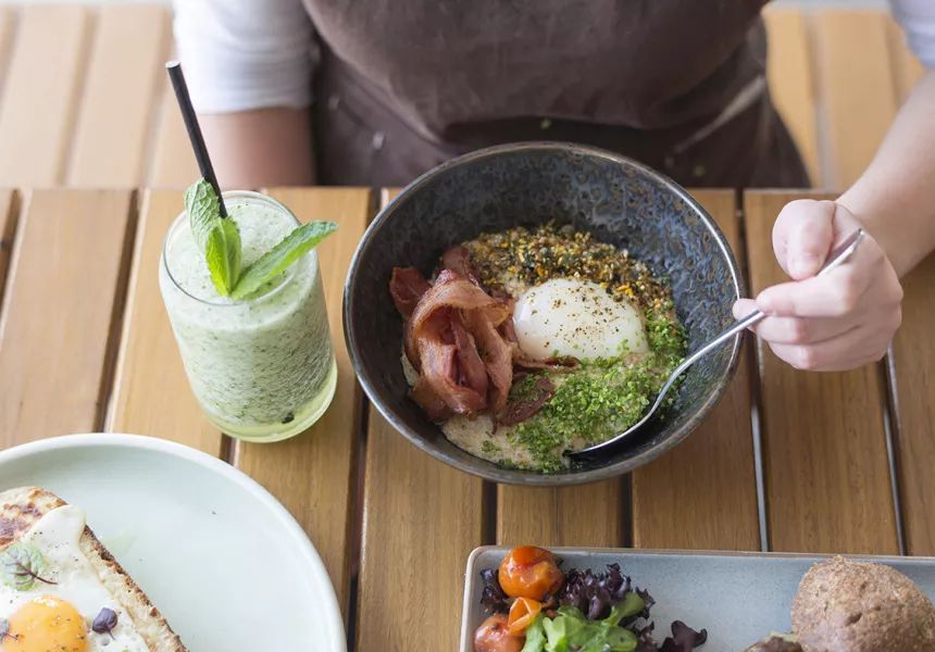 The Grounds x Maleficent限时出现，悉尼绝美Cafe化身暗黑仙女风！限定甜品相当吸睛