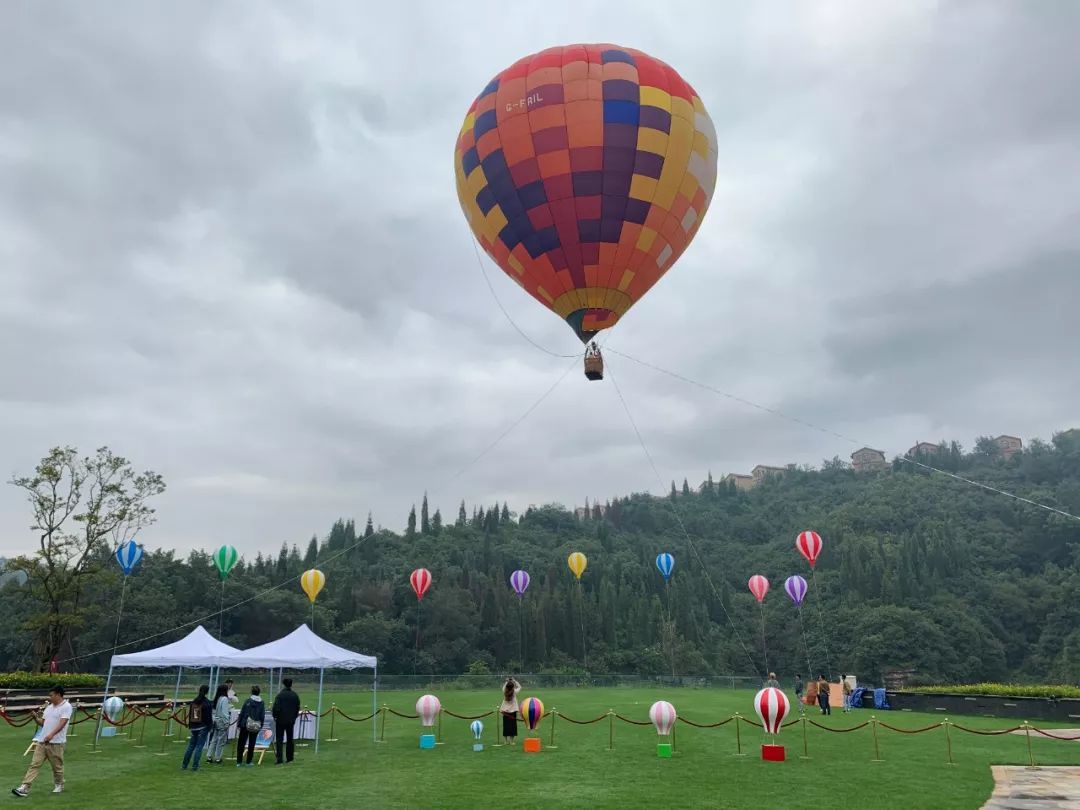 假期最后一天了旅游人还多吗,假期最后一天去景点人还多吗