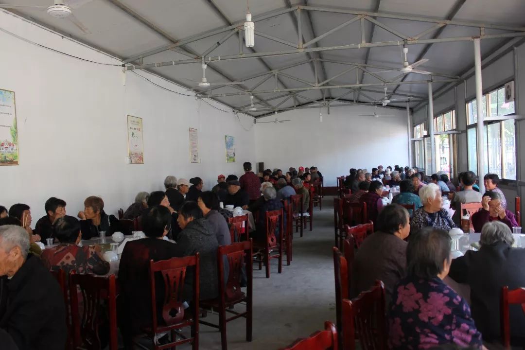 尊老敬贤的思想内涵,尊老敬贤的具体内容