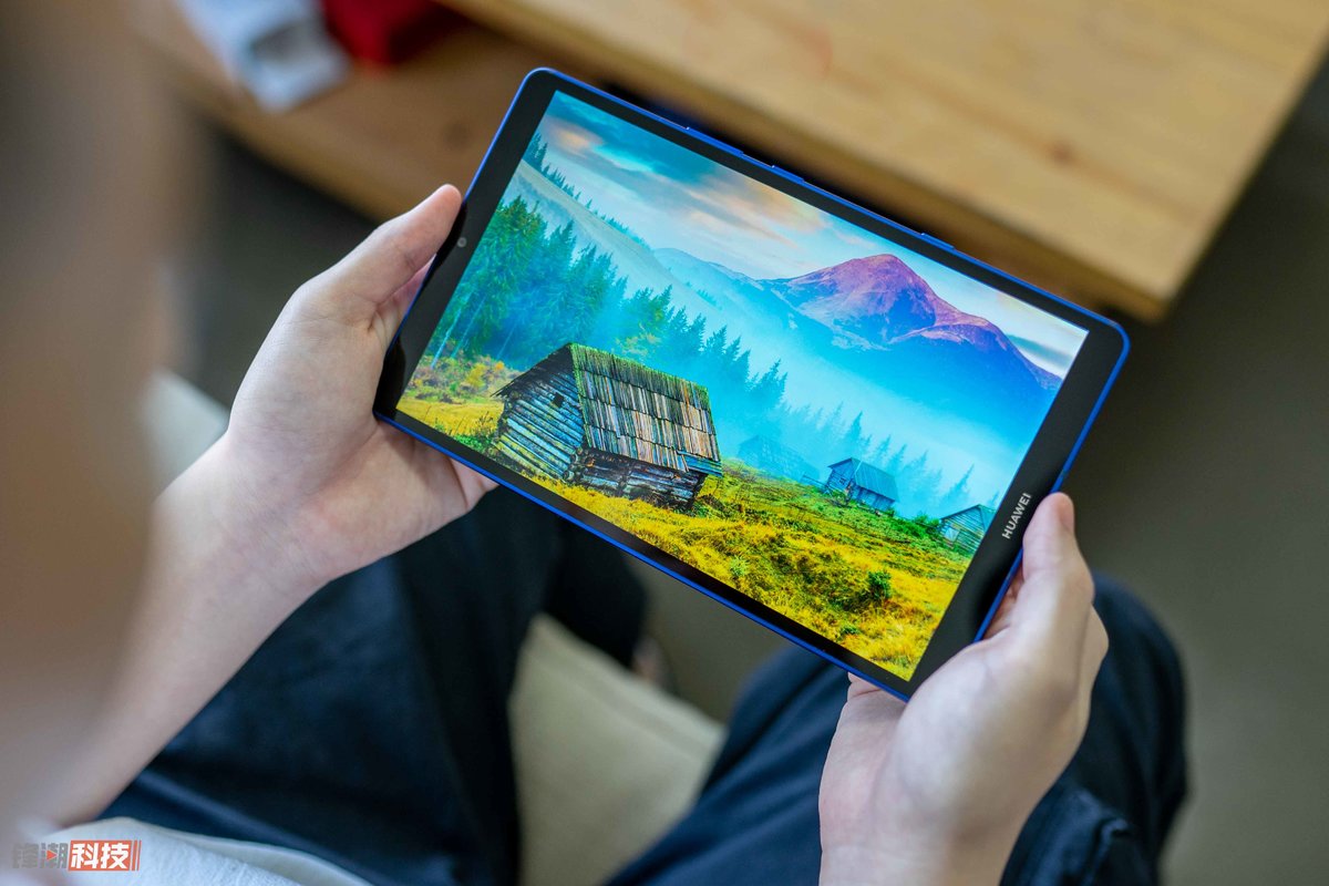 华为平板m6高能版跟普通版区别,华为平板m6高能版玩和平精英