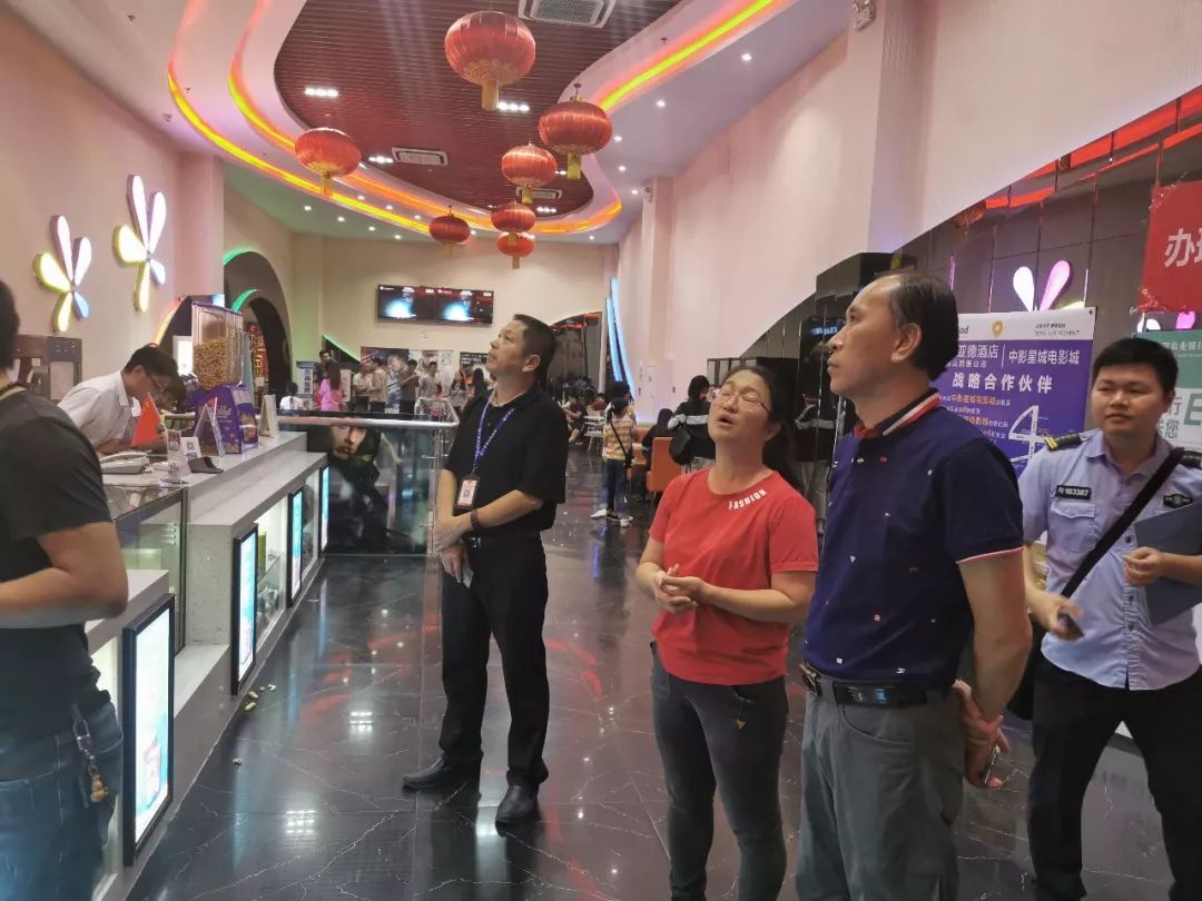 假日里,佛山的这些身影,最可爱!