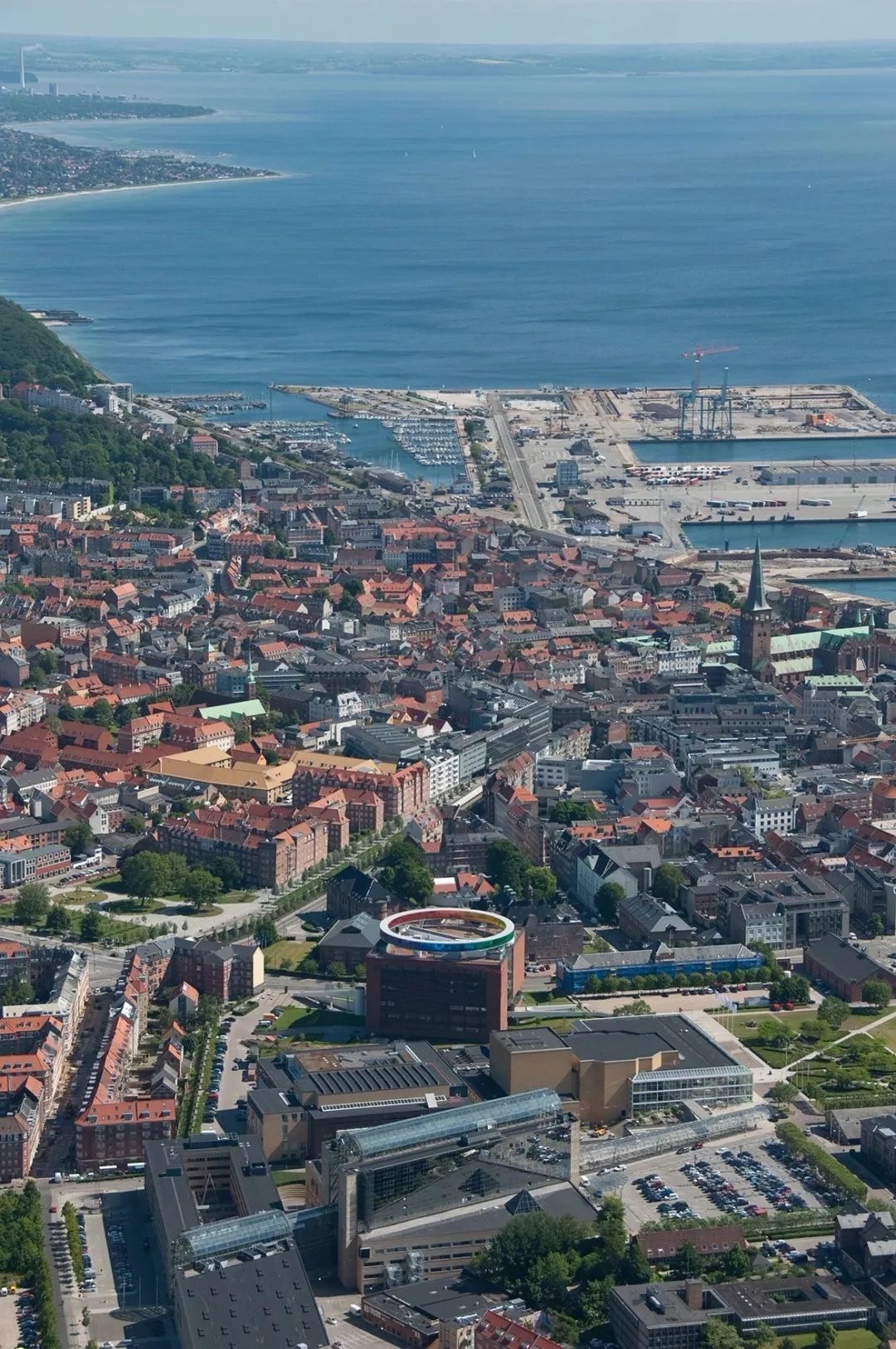 丹麦百年老建筑,丹麦的标志性建筑为什么是美人鱼