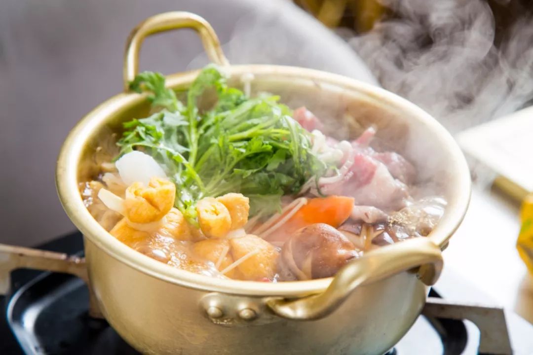 超级网红日料店终于在成都开业了,最便宜的3折店铺套装