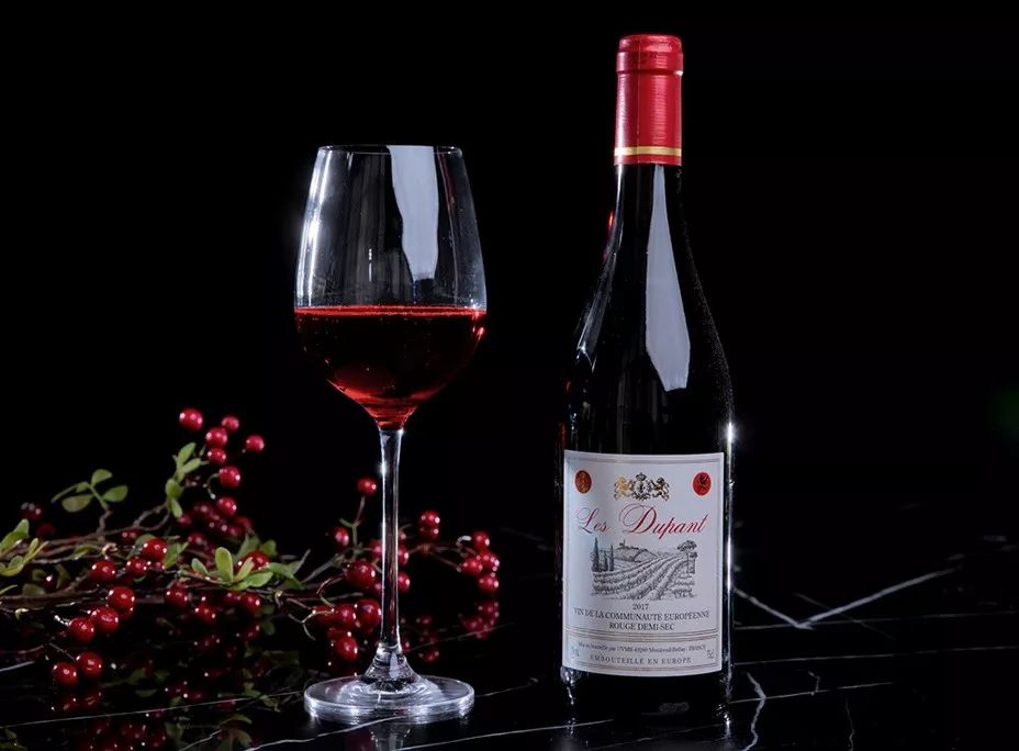 墙裂推荐！200+能吃2000+的美食，不限量供应法式鹅肝鲍鱼牡丹虾的高逼格自助终于登陆遂宁了！（文未抢优惠券）