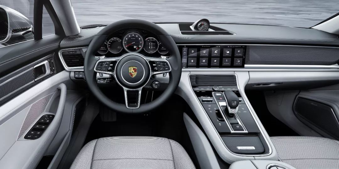 保时捷panamera行政加长版测评,保时捷panamera行政加长和普通
