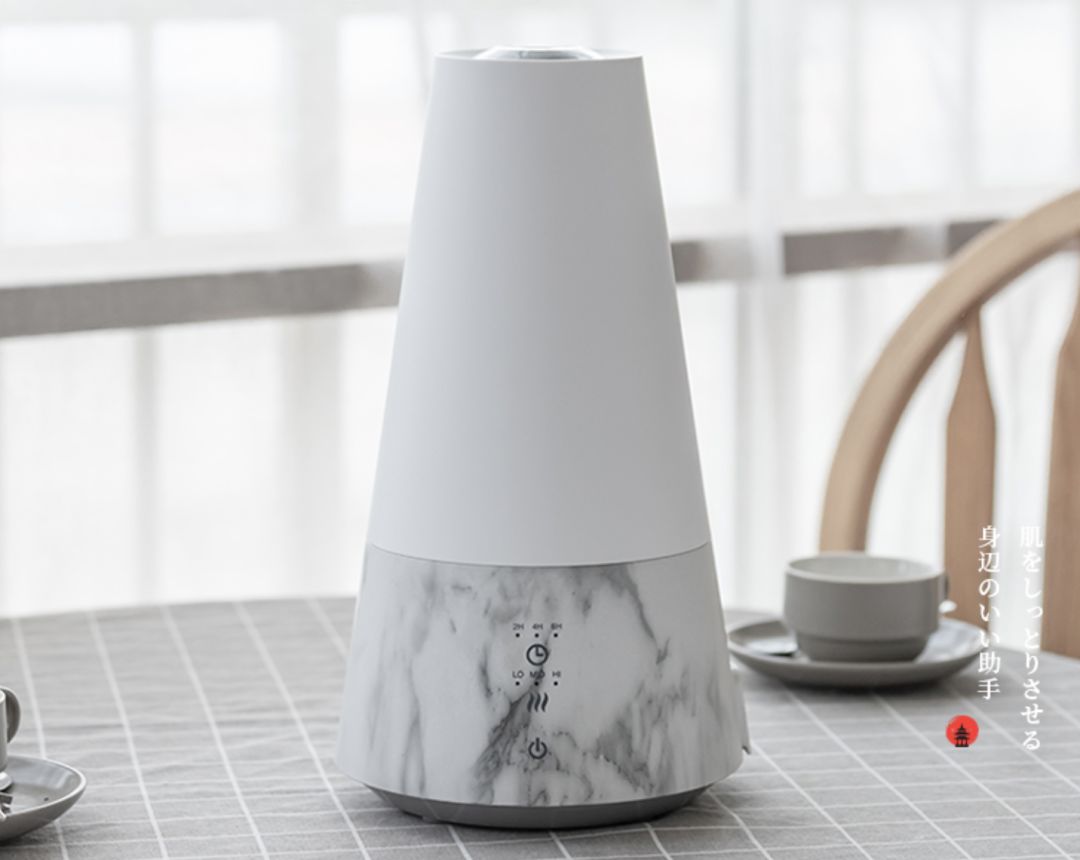 像艺术品的香薰加湿器,智能调节温度和雾量