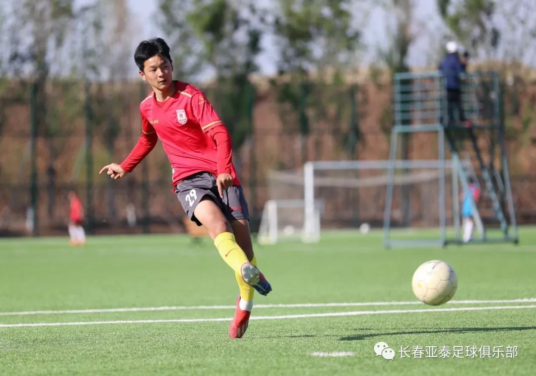 「亚泰青训」10级梯队链条转动，带动亚泰重新向前