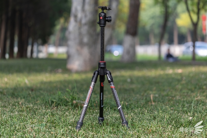 轻便性价比三脚架,轻便脚架