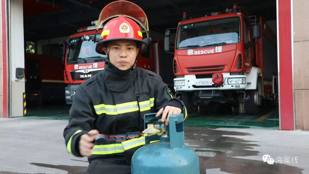 煤气罐起火是先关阀门还是先灭火,煤气罐着火是先灭火还是先关阀门