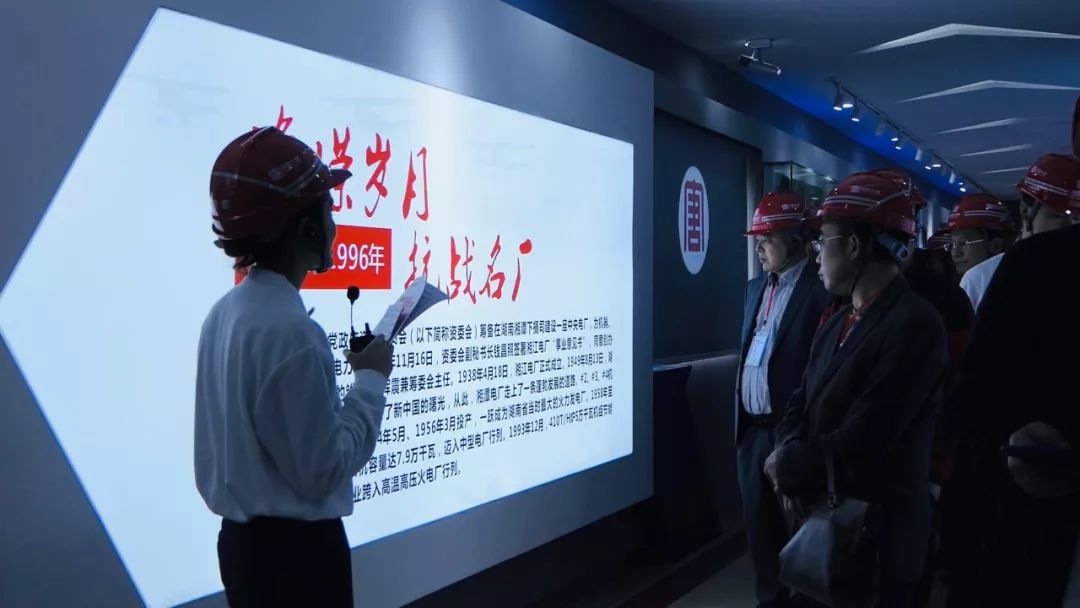 我们来啦英文视频,我们来了完整视频