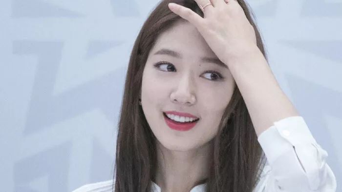 法令纹和眼纹怎么才能有效改善,法令纹贴眼贴有用吗