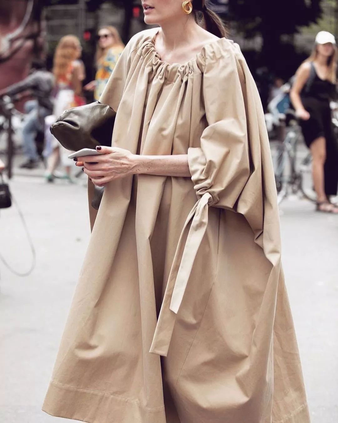 骨架大高个子女生怎么穿搭,肩宽骨架大胖妹妹怎么穿