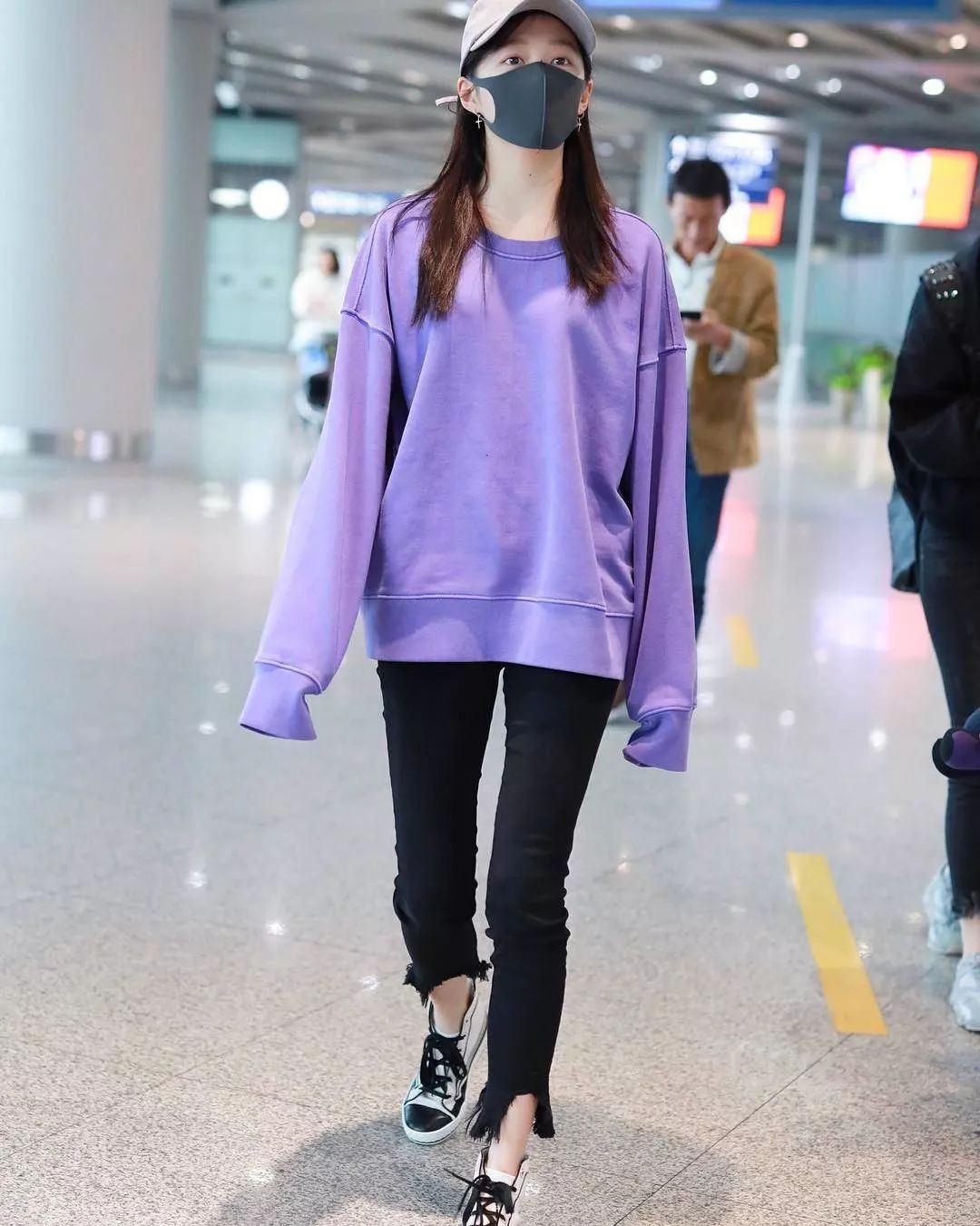 骨架大高个子女生怎么穿搭,肩宽骨架大胖妹妹怎么穿