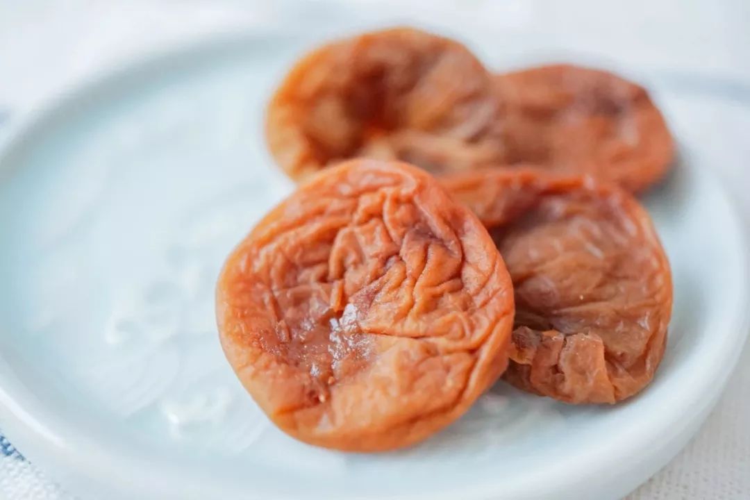 别瞎研究了，几位资深零食粉整理出来的双11囤货清单