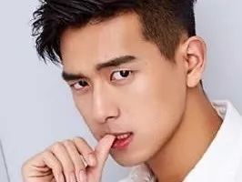 听说李现要来东北搓澡！小编必须给他安排明白儿的