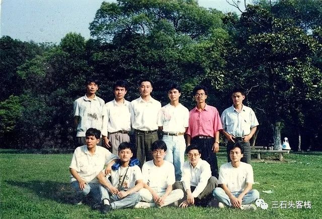 华政的简介,华政的故事