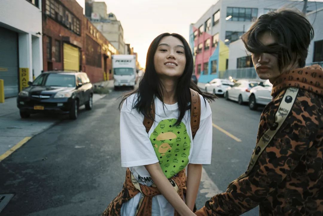 bape和mcm联名外套,mcmxbape双肩包