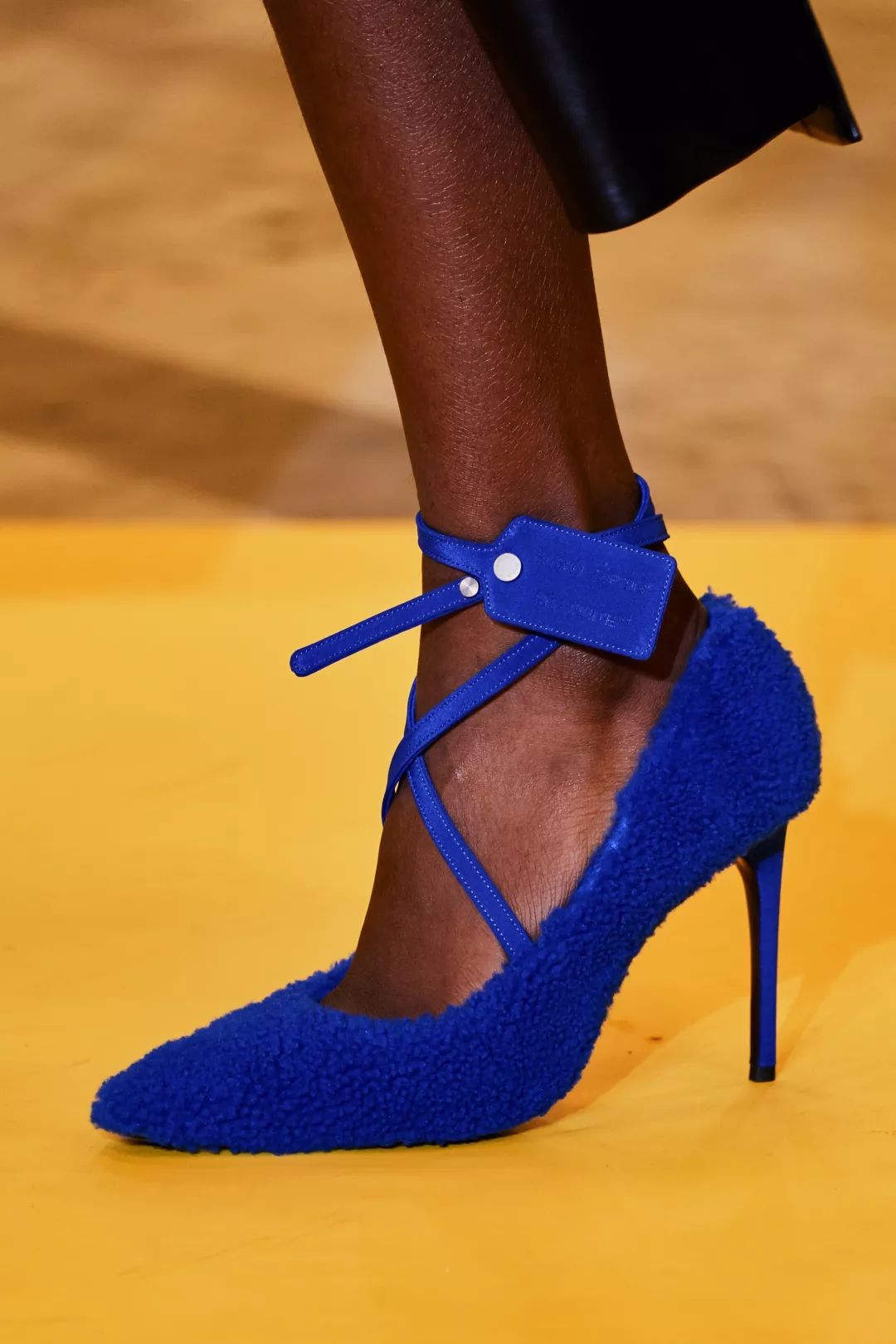 秋冬必备战靴,嗜鞋如命图片