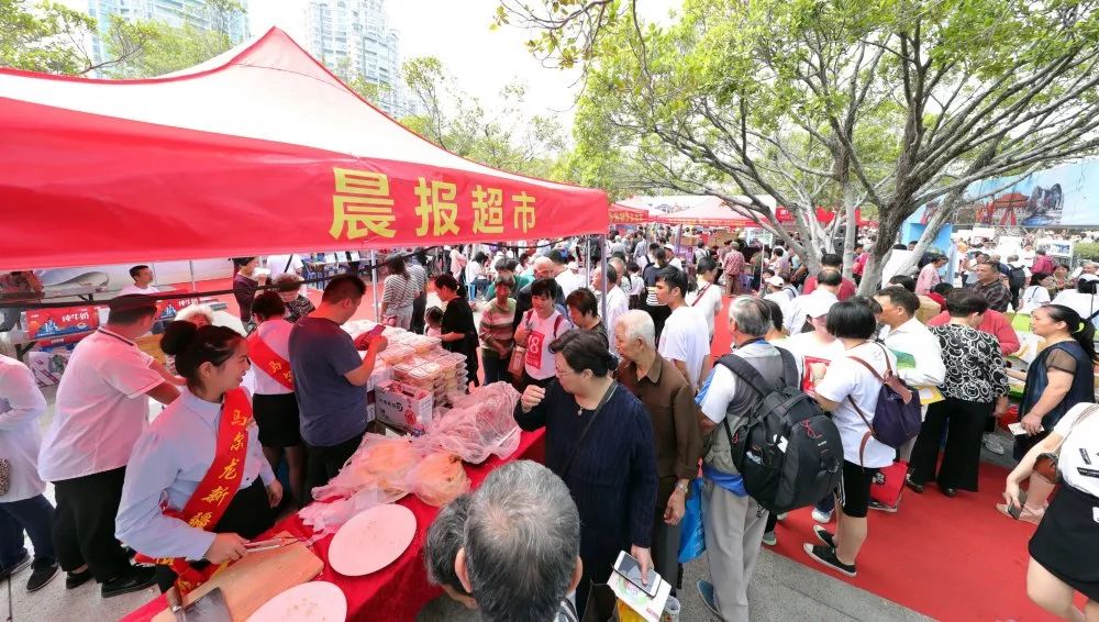 鍘﹂棬甯傝秴绾у槈骞村崕,鍏ㄥ煄娌歌吘