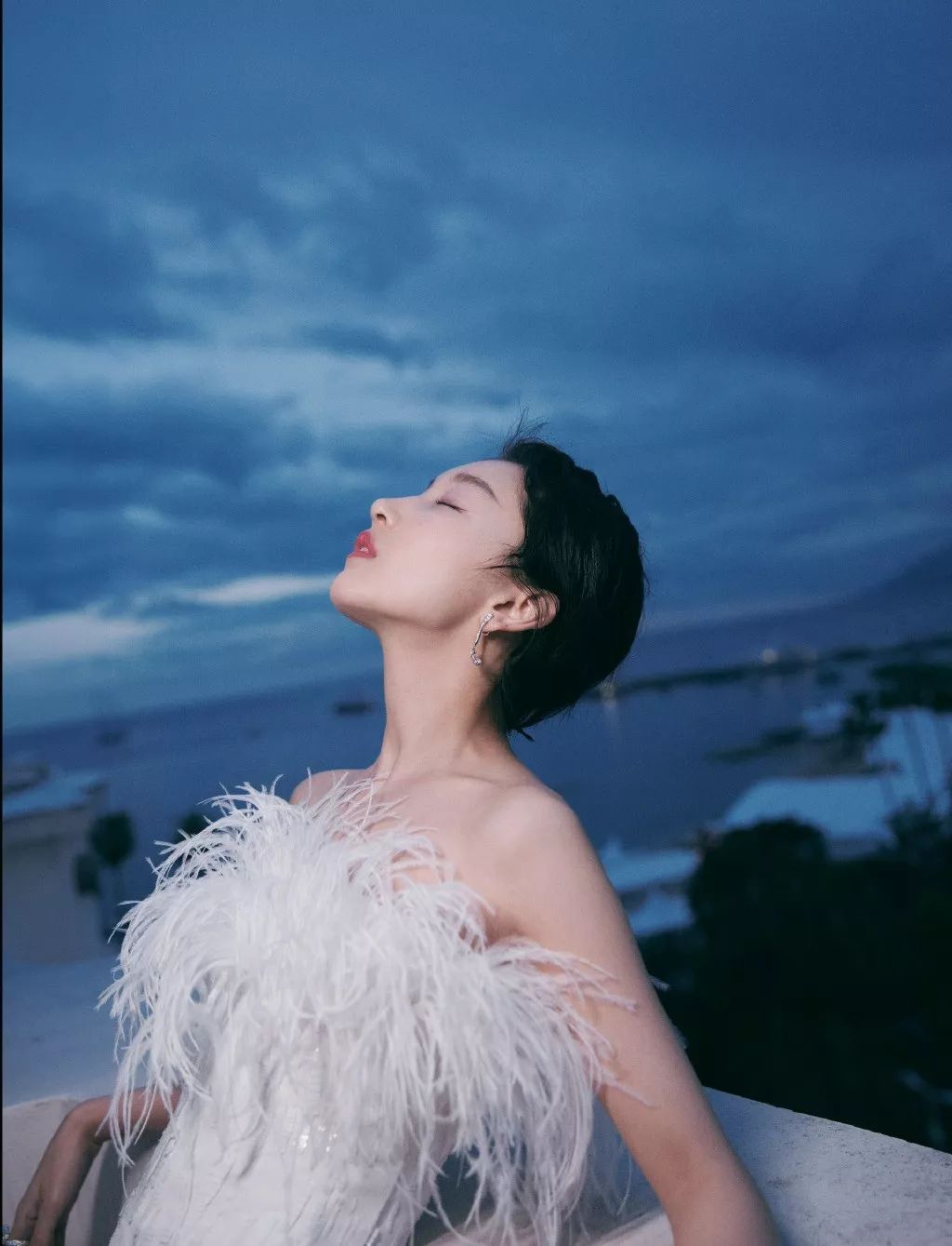 头大脸大适合什么发型短发,头小脸大适合什么发型男学生